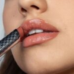 Alova Mesauda Milano Hydramorphosis Tinted & Plumping Lip Balm 105 Achieve 3.5g - Image 2