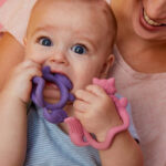 B.Box Wrist Teether Μασητικό Βραχιόλι Οδοντοφυΐας από Σιλικόνη Μωβ για 3 m+ (BB100309) - Image 2