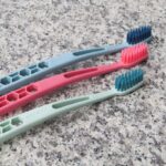 Jordan Toothbrush Ultralite Sensitive Light Grey (Soft) - Image 3