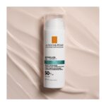 La Roche-Posay Anthelios Oil Correct SPF50+ Sunscreen Face Sunscreen Against Flaws - Image 2