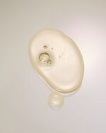 L'occitane Cleansing and Soothing Almond Shower Oil Λάδι Ντους Αμυγδάλου, 250ml - Image 3