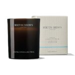 Molton Brown Coastal Cypress & Sea Fennel Signature Candle 190gr - Image 2