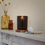 Molton Brown Coastal Cypress & Sea Fennel Signature Candle 190gr - Image 3