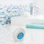 Oral-B Essential Floss Οδοντικό Νήμα Ακήρωτο 50m - Image 2