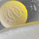 Roger&Gallet Cologne Twist Cleansing Bar 3-in-1 Μπάρα Καθαρισμού με Άρωμα Εσπεριδοειδών, 100g - Image 2