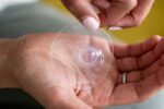 Tommee Tippee Nipple Shields Προστατευτικοί Δίσκοι Στήθους Σιλικόνης  One Size 2τμχ(42301642) - Image 4