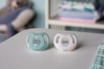 Tommee Tippee Silicone Pacifiers Ultra light 0-6m White⁄Veraman (2pcs) (43346101) - Image 2