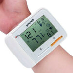 Yuwell YE8900A Digital Wrist Pressure Gauge - Image 2
