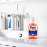 Elgydium Eludril Classic Στοματικό Διάλυμα για την Προστασία & Διατήρηση της Υγείας των Ούλων, 500ml - Image 2